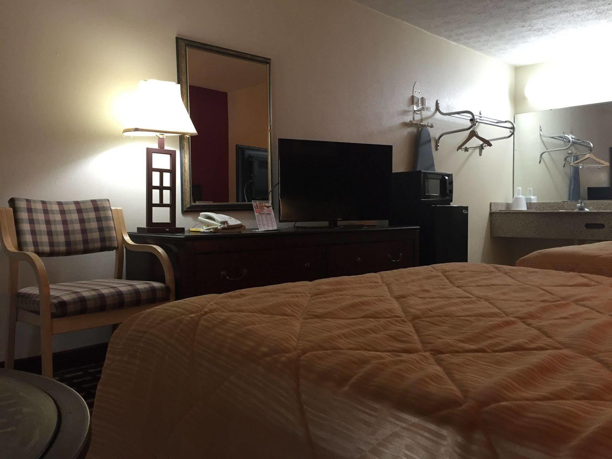 Parkway Inn Morristown Esterno foto